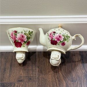 Vintage 1990s Baum Bros Formalities Teapot & Teacup Nightlights